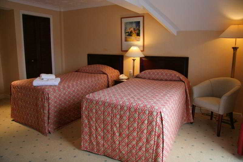 The Holt Hotel Steeple Aston Екстер'єр фото