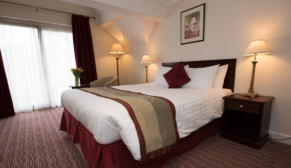 The Holt Hotel Steeple Aston Екстер'єр фото